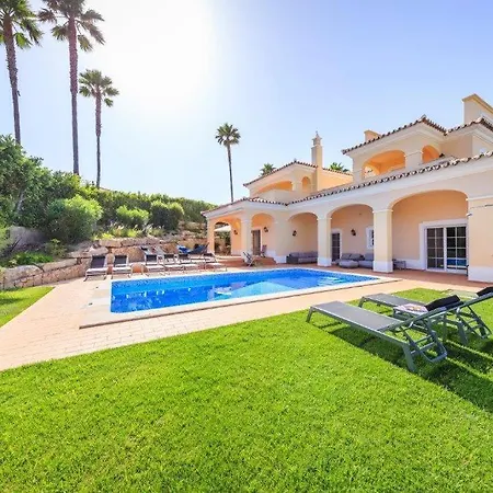 Sleeps 10 With Pool Air Con And Wifi فيلة فالي دو لوبو