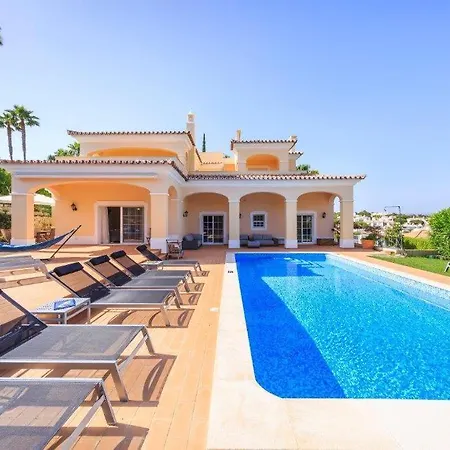 Sleeps 10 With Pool Air Con And Wifi *