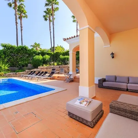 Sleeps 10 With Pool Air Con And Wifi فيلة فالي دو لوبو